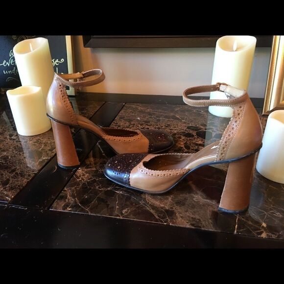 GORGEOUS BROWN Block Heels - Picture 3 of 8